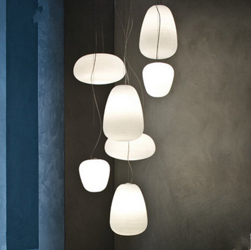 /proimages/2f0j00EJwaKeYBkmqH/modern-white-glass-ball-decorative-pendant-lamp-lighting-for-restaurant.jpg