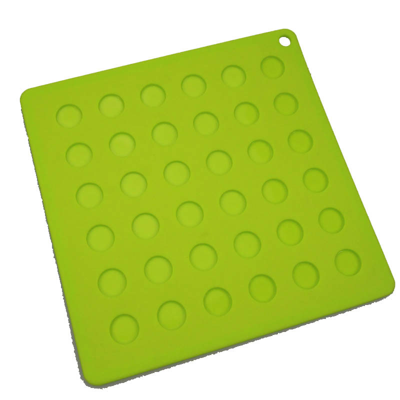 /proimages/2f0j00FAWQdOvsNjqc/square-non-skid-bpa-free-silicone-placemat-tablemat.jpg