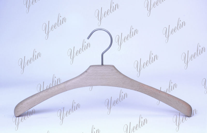 /proimages/2f0j00GyWaztucjQbE/luxury-beech-wood-clothes-hanger-ylwd253w-ntl1-for-supermarket-wholesaler-with-shiny-chrome-hook.jpg