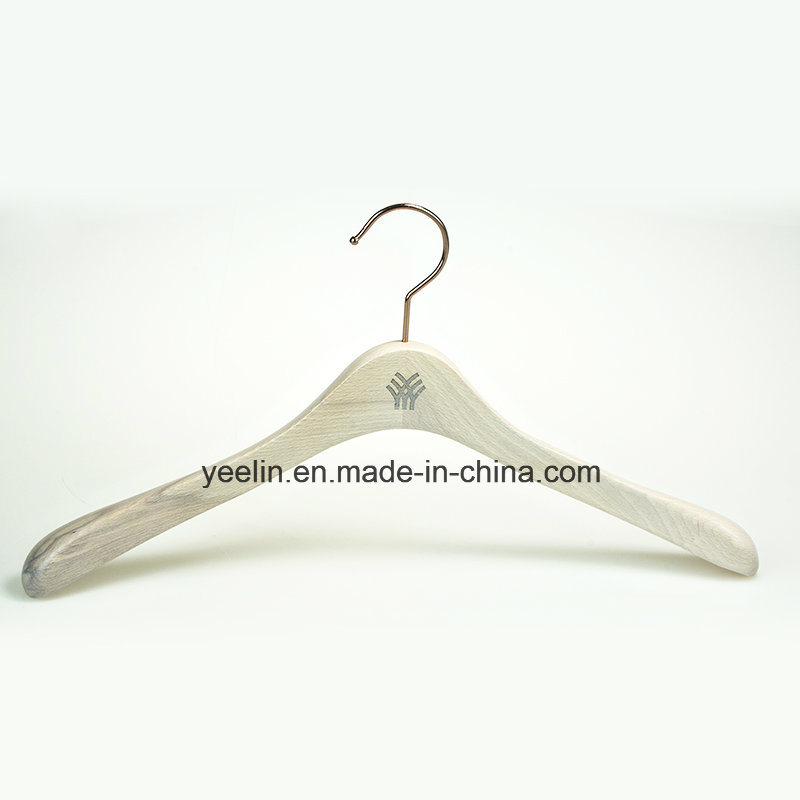 /proimages/2f0j00MOgaZurkZJcY/2016-new-design-fashion-water-washed-wooden-clothes-hanger-with-rose-gold-metal-hook-yl-yw12-.jpg