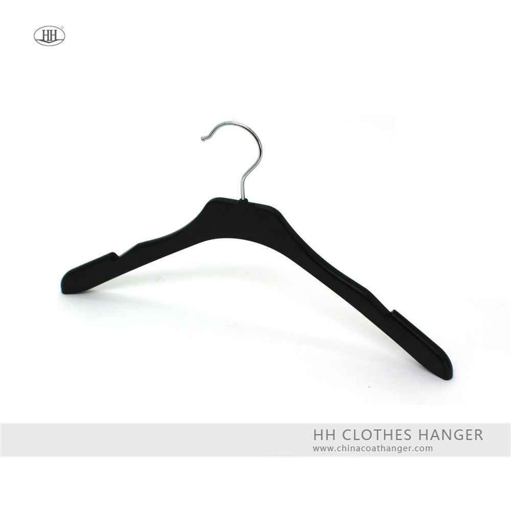 /proimages/2f0j00NZjazbeBZGuP/black-contour-style-plastic-clothes-shirt-hangers-for-jeans.jpg