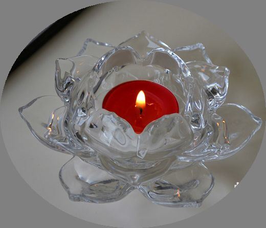 /proimages/2f0j00PyYaRNiMaQcV/lotus-flower-crystal-candle-holder.jpg
