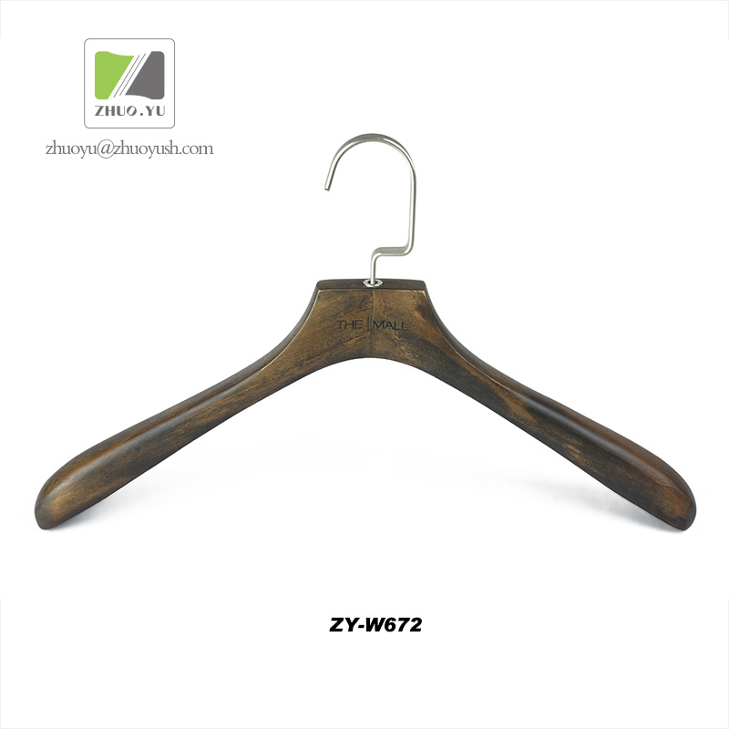 /proimages/2f0j00QtBUFLuMRTqa/zhuoyu-custom-made-velvet-wooden-coat-hanger-with-anti-slip-groove.jpg