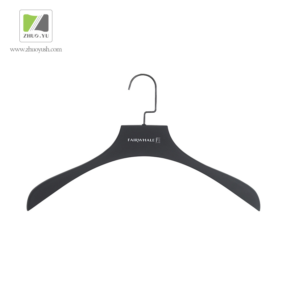 /proimages/2f0j00UQfYDdmqqGkt/black-plastic-casual-jacket-clothing-hanger-with-square-hook.jpg