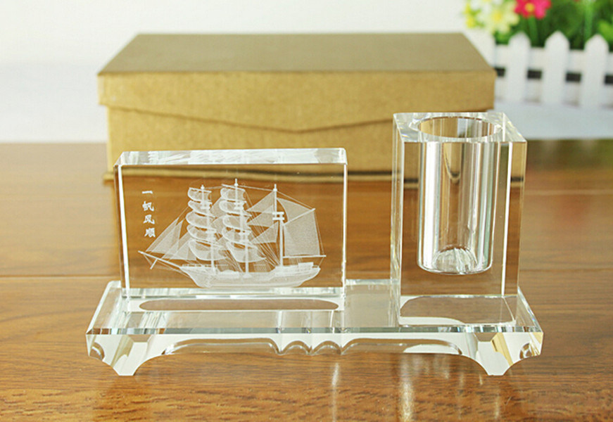 /proimages/2f0j00WOqQvfNgblcr/crystal-business-set-for-corporate-gifts-crystal-pen-holder.jpg