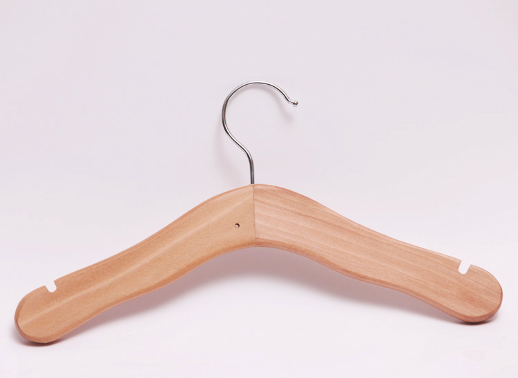 /proimages/2f0j00YZHTQcKaIkbE/good-wooden-baby-clothes-hanger.jpg