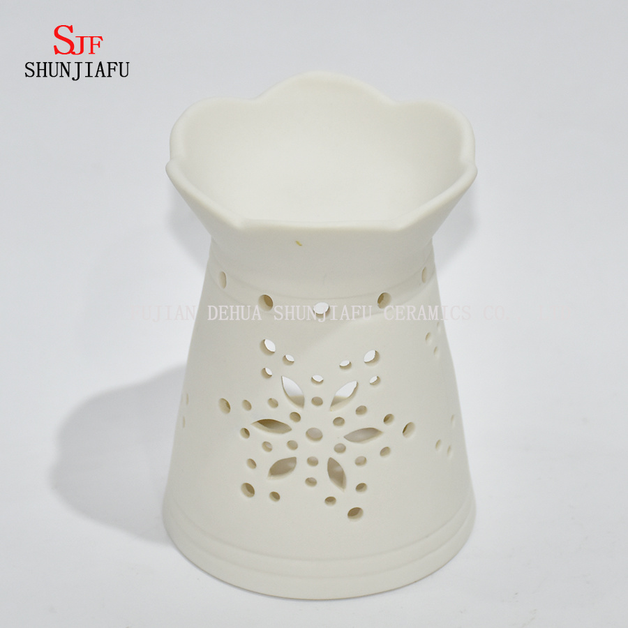 /proimages/2f0j00dJmTARGsGNcL/new-white-candle-stand-for-christams-gift-decoration-home.jpg