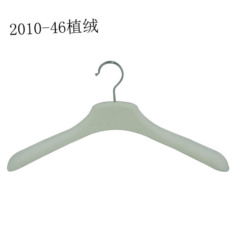 /proimages/2f0j00dtCYBNUFfaqZ/hot-sale-recycled-plastic-velvet-flocking-hanger-for-coat-and-garment.jpg