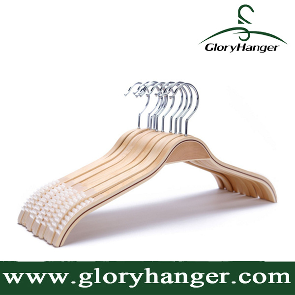 /proimages/2f0j00eFZTRwVjpsbN/durable-laminated-wooden-clothes-hangers-natural-finish-with-soft-non-slip-stripes.jpg
