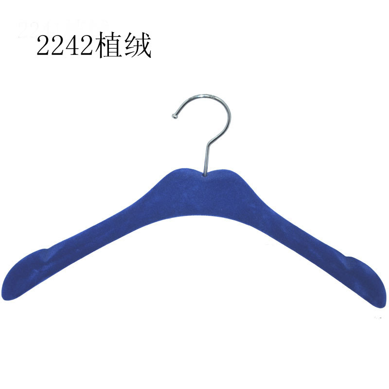 /proimages/2f0j00fJlEcSqPbHbD/velvet-clothes-hanger-china-manufacture-with-swivel-hook.jpg