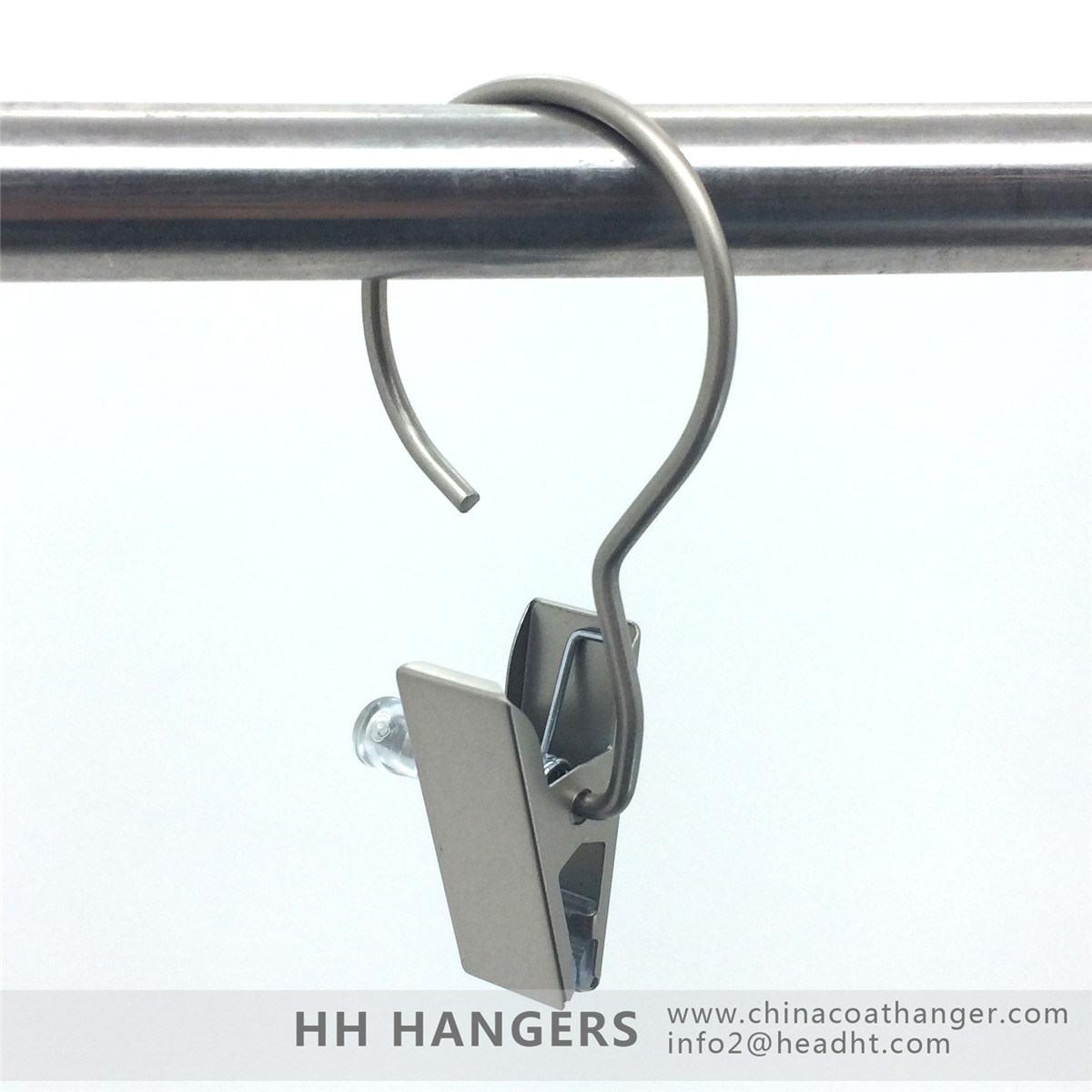 /proimages/2f0j00fMYTjJoqZNRl/wholesale-flat-metal-luandry-clip-hanger-for-boots-hanger-clips.jpg