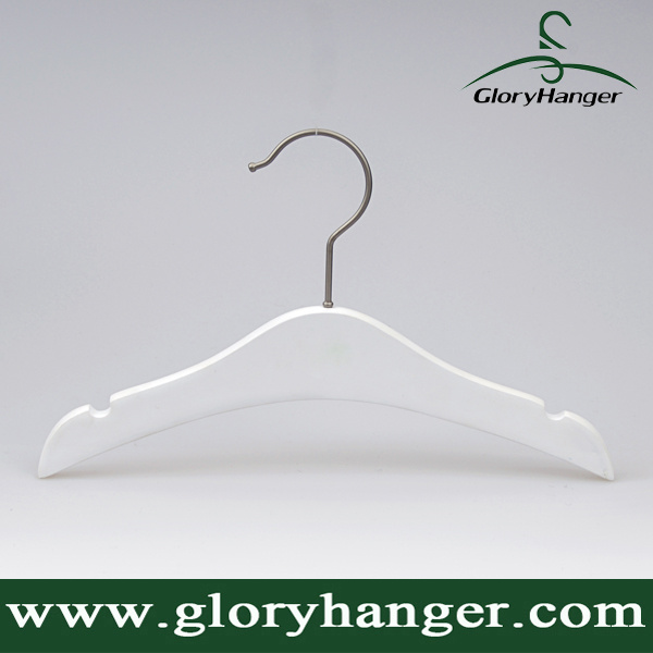 /proimages/2f0j00lNOETpFRbIov/baby-products-baby-hanger-in-white-colour.jpg