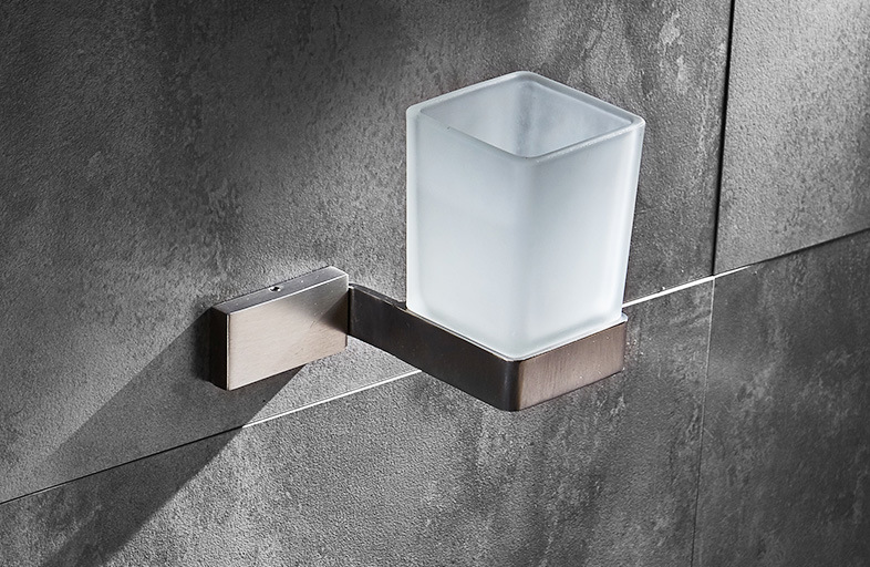 /proimages/2f0j00lQfUZehsAqkw/new-design-304-stainless-steel-tumbler-holder-bathroom-accessories.jpg