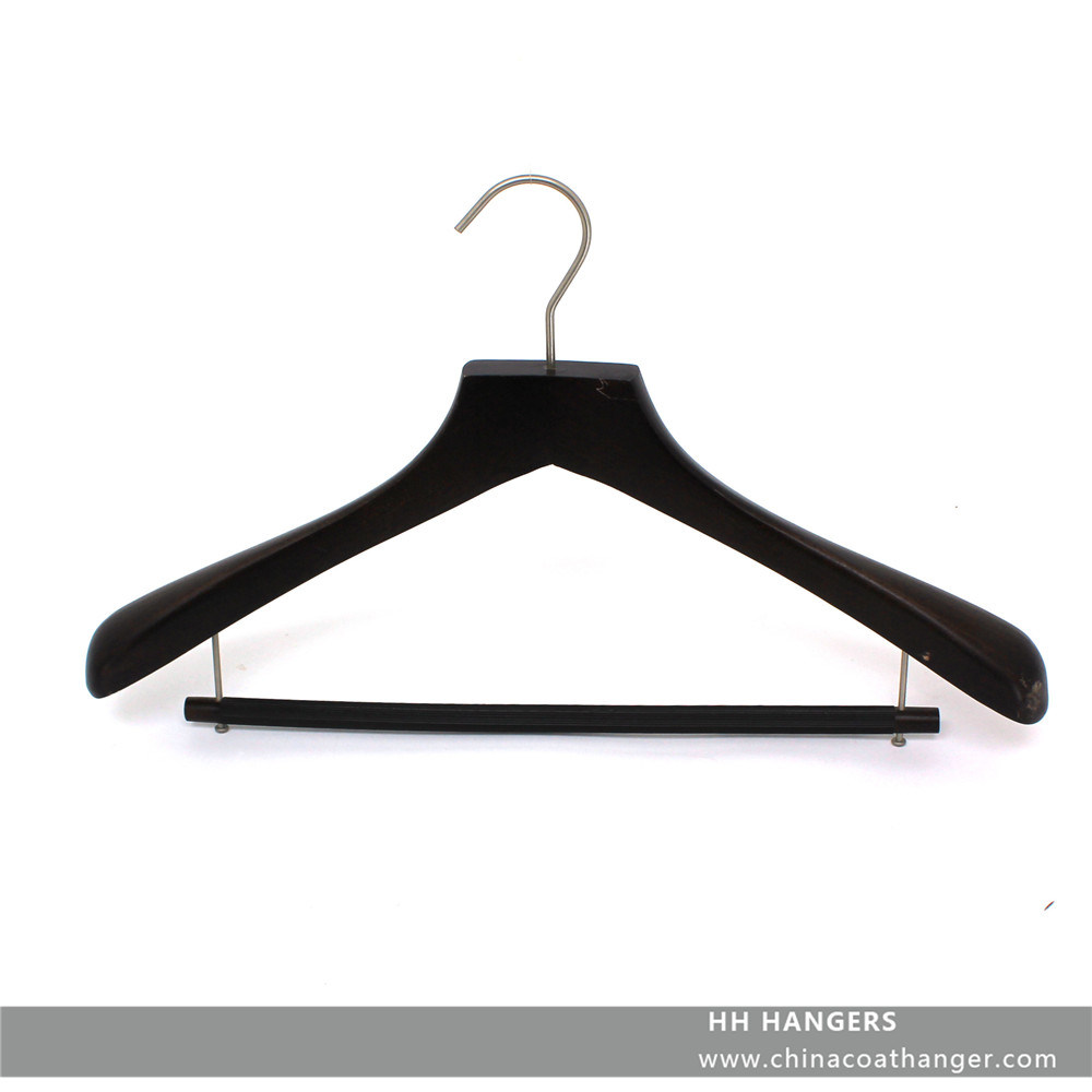 /proimages/2f0j00naiYjDdgZvkr/black-wooden-clothes-coats-hanger-with-bar-wood-hangers-for-jeans.jpg