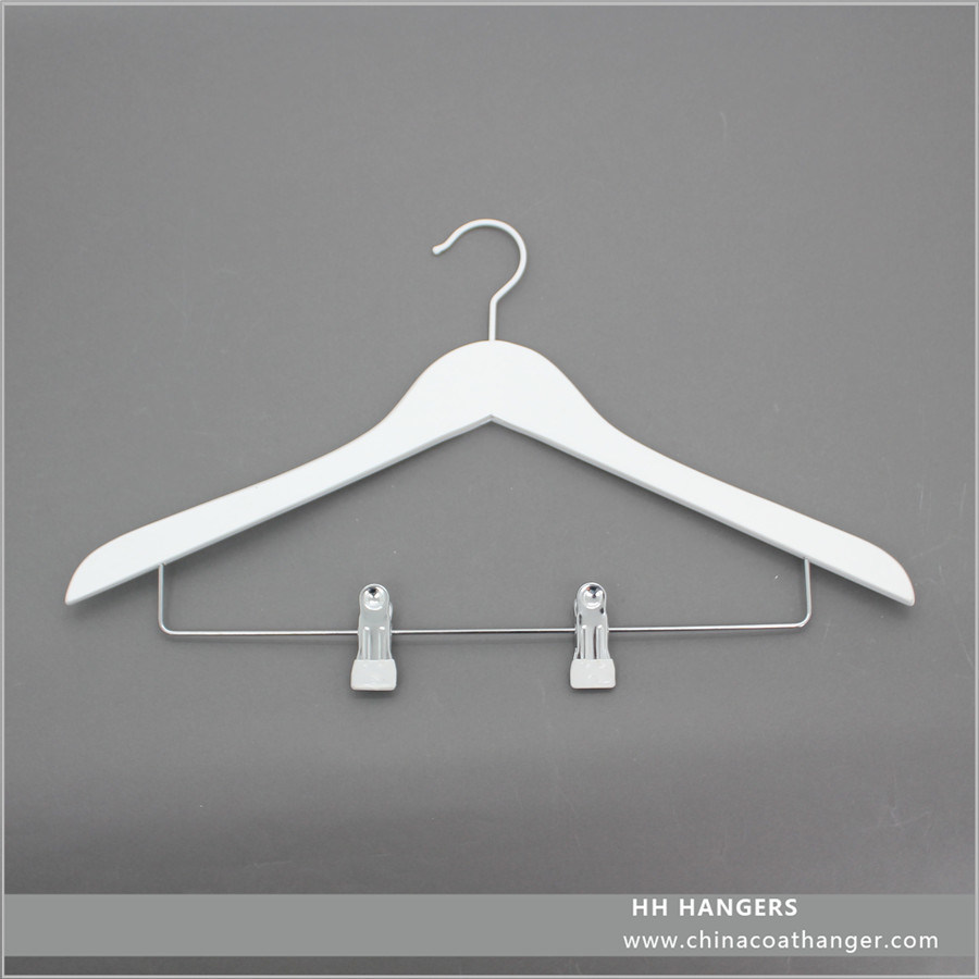 /proimages/2f0j00nswQZdhFMgzE/white-wood-regular-clips-hanger-with-without-notches-wooden-clothes-hangers-for-jeans.jpg