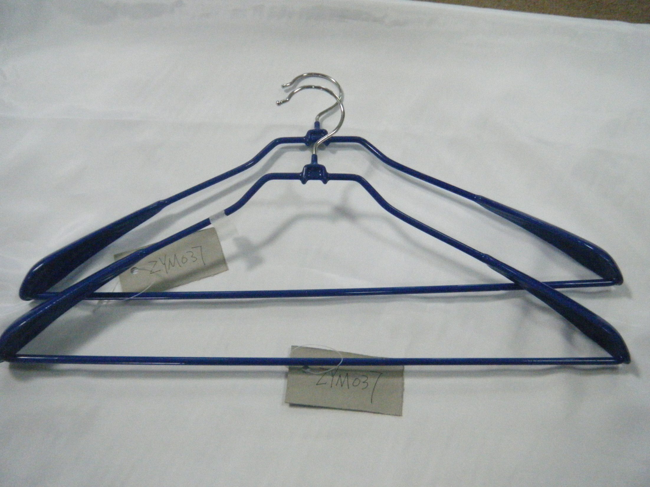 /proimages/2f0j00rJltyvYanCkZ/multipurpose-garment-shop-high-quality-metal-hanger.jpg