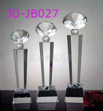 /proimages/2f0j00wChQvLMIkelO/crystal-diamond-trophy-award-jd-jb-027-.jpg