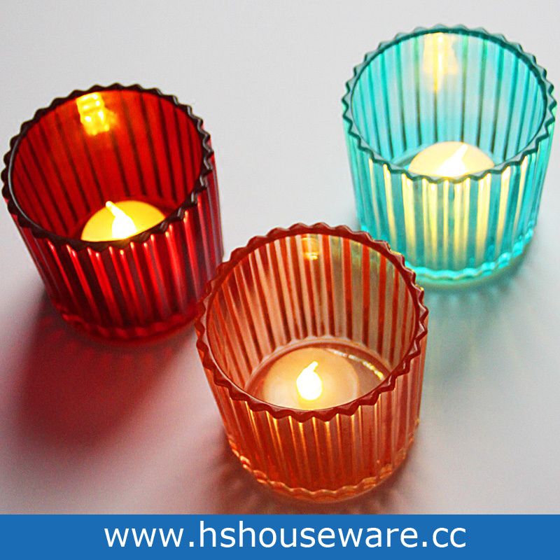 /proimages/2f0j00zNVQrvOIYDuL/vertical-stripes-style-multicolor-glass-candle-holder.jpg
