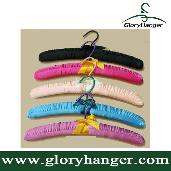 /proimages/2f0j00zNcaCepjEmkT/wholesale-cheap-satin-padded-hanger-for-household.jpg