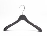 New Design Cheap Black Plastic Clothes Hangers Luxury