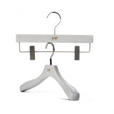 Wooden Clothes Hanger with Metal Hook for Coat