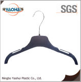 New Fashion Plastic Suit Hanger with Metal Hook for Display
