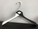 Manufacturing Fancy Plastic Clothes Hanger for Brand Garment