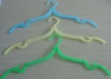 Plastic 2-Section Folded Color Assorted Clothes Hanger Pack