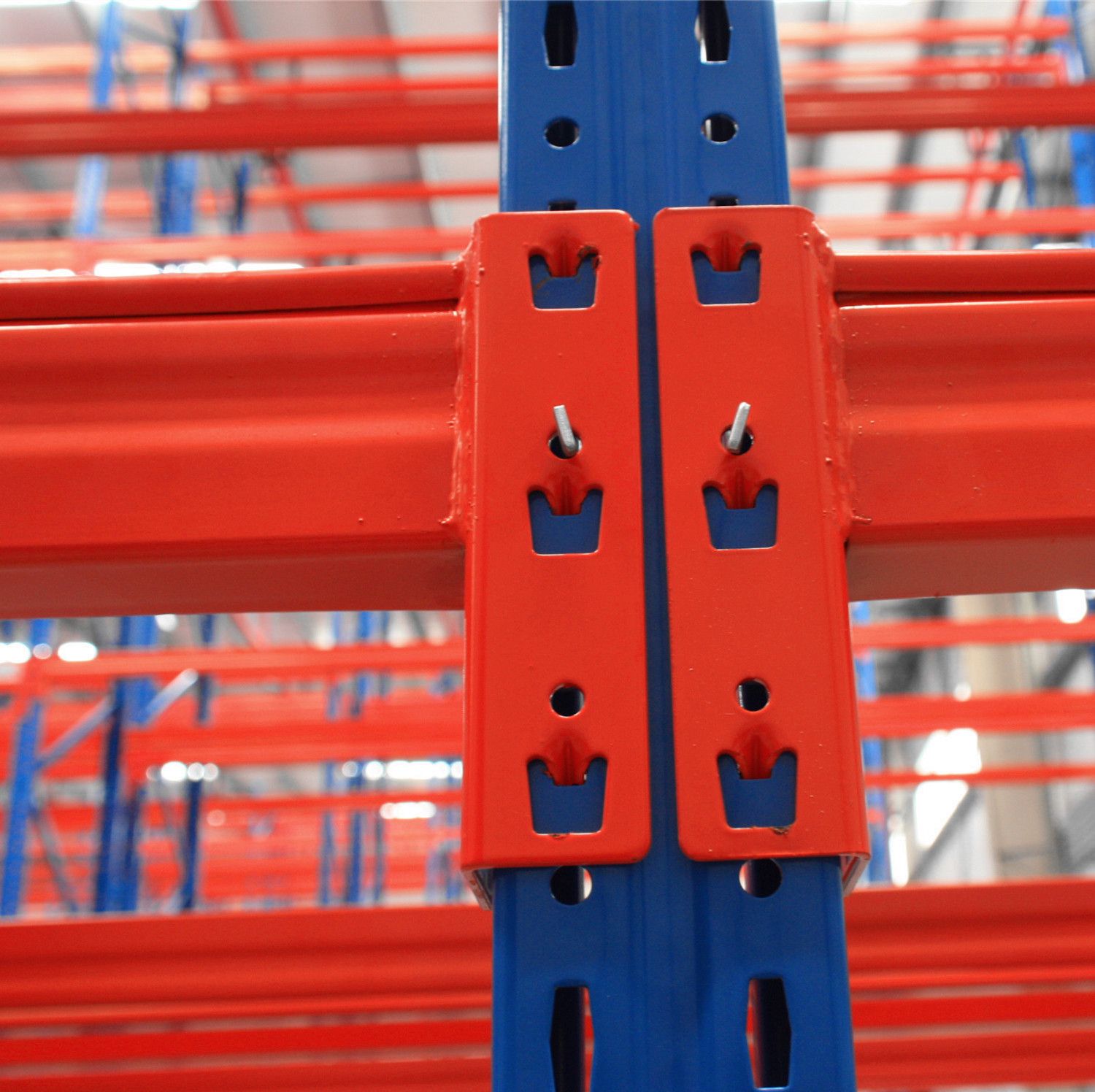 /proimages/2f0j00DdjQHbAsQIkm/warehouse-storage-adjustable-heavy-duty-steel-pallet-rack.jpg