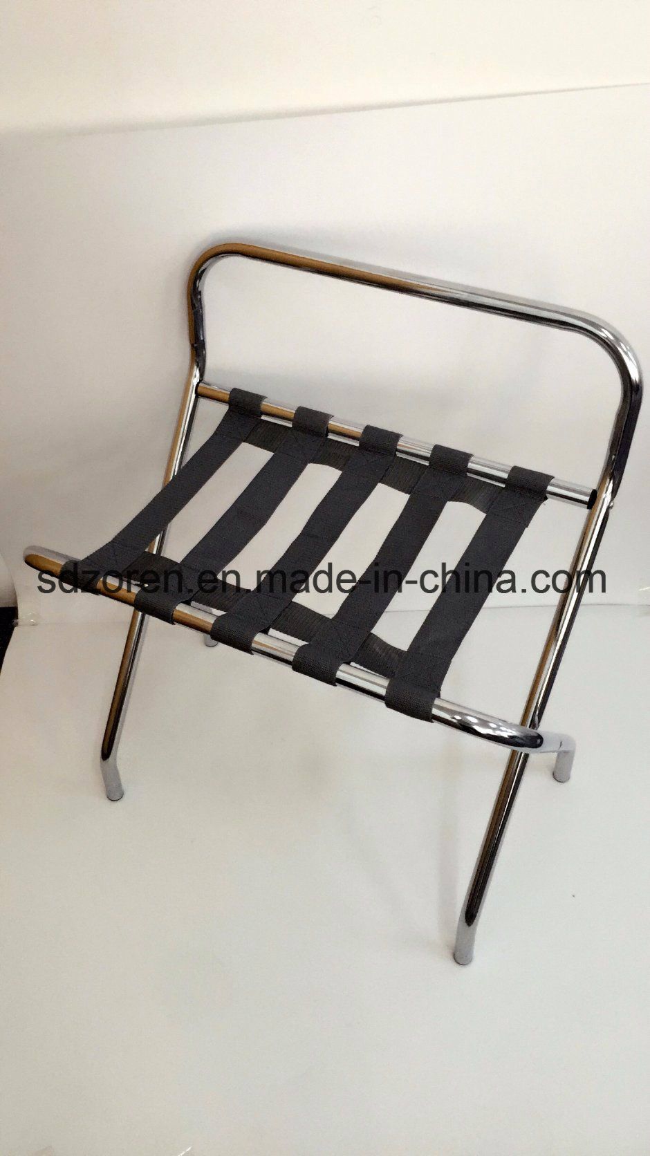 /proimages/2f0j00IJQavLMGYFkT/hotel-luggage-rack-with-back-in-chrome.jpg