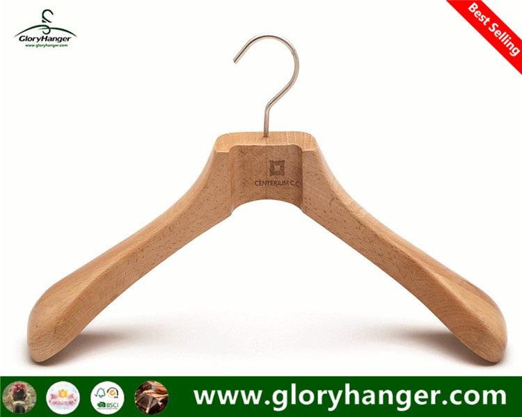 /proimages/2f0j00JEFRIrlykskn/customised-luxury-beech-wood-coat-hanger-fashion-display-glwh226-.jpg