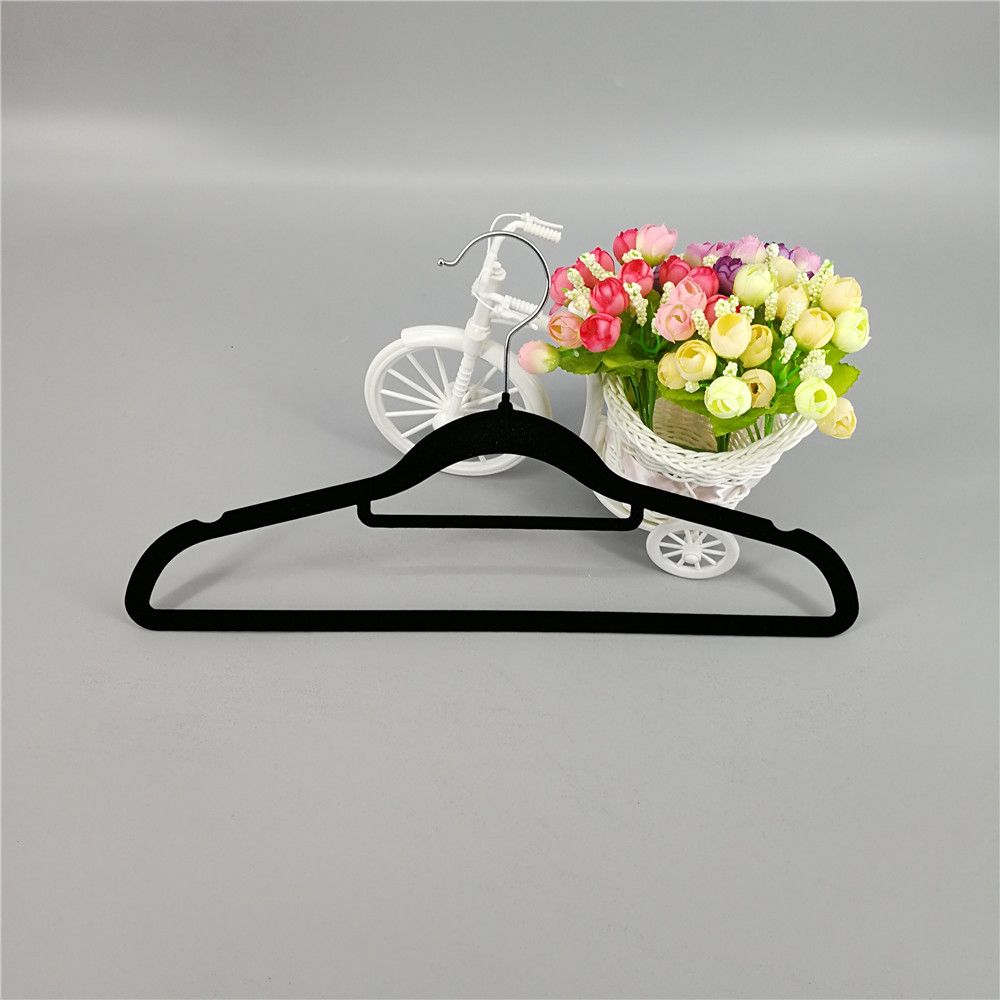 /proimages/2f0j00LarRhPcJZnbS/high-quality-velvet-hanger-shirt-hanger-plastic-nonslip-hanger.jpg