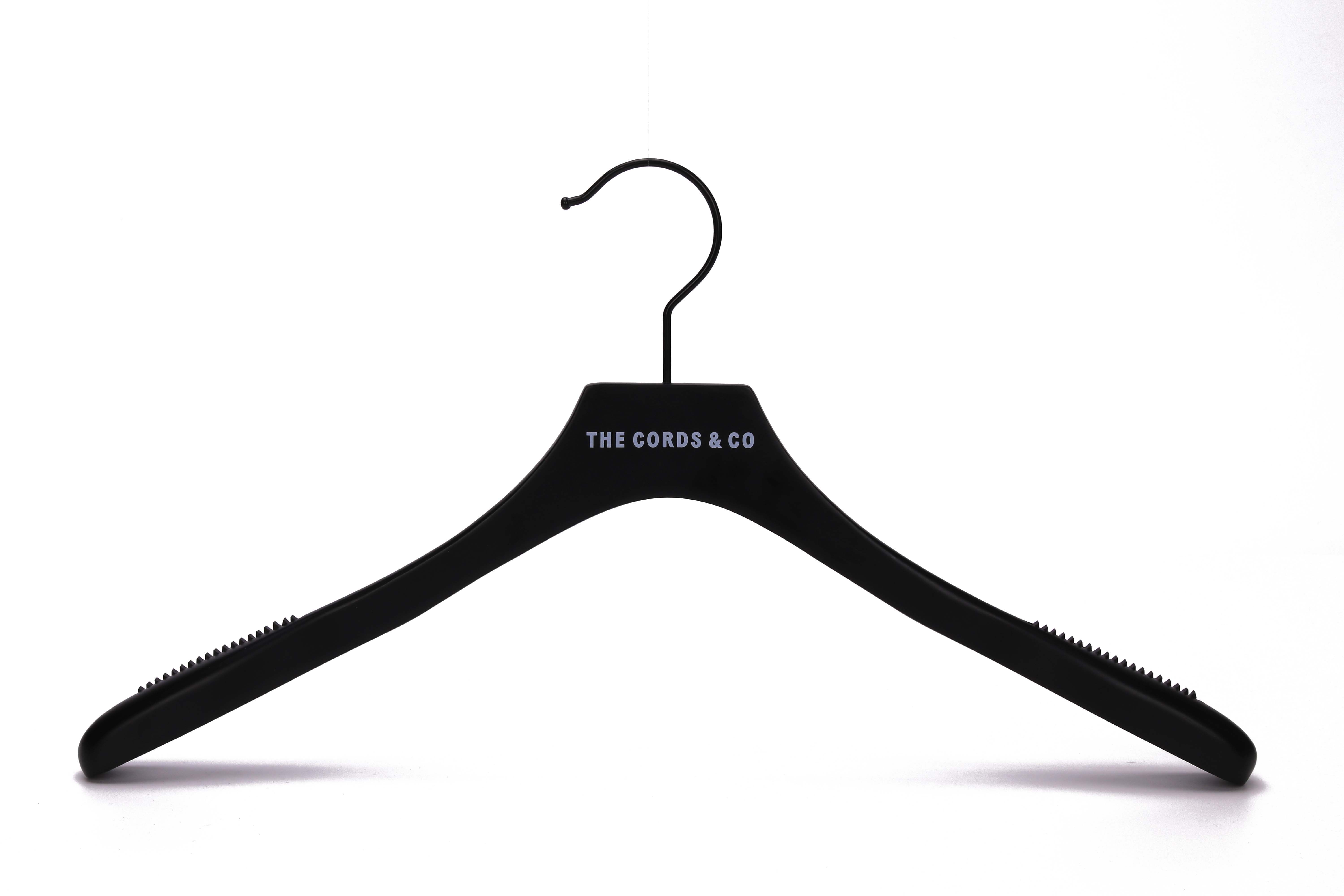 /proimages/2f0j00NJSQYpvEfjqB/luxury-high-quality-wooden-coat-hanger.jpg