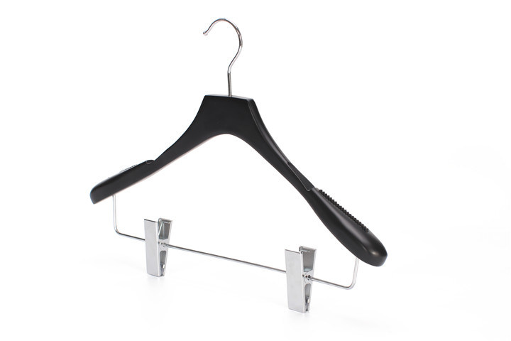 /proimages/2f0j00OmRQfckPCNoY/black-color-wooden-coat-clips-hanger-for-clothes.jpg