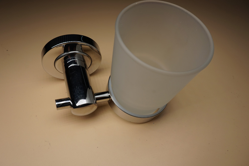 Wall Mounted 304 Stainless Steel Tumbler Holder 4410