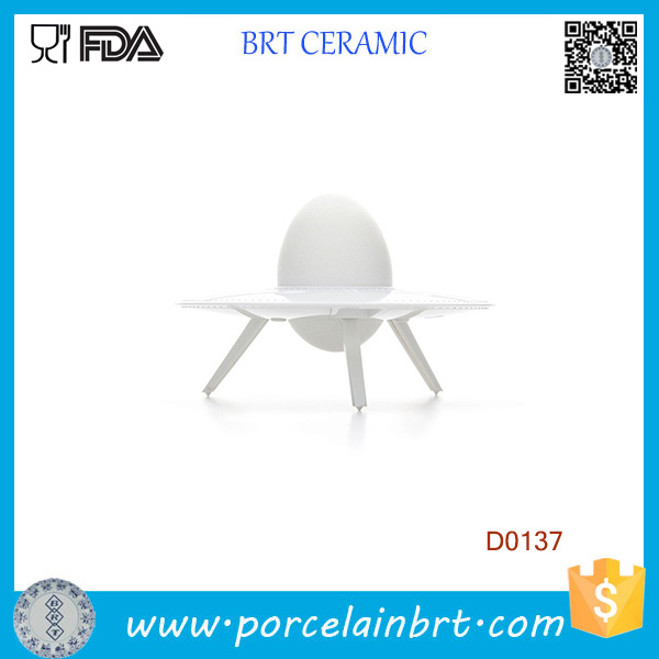 /proimages/2f0j00QZwtzflJCVgO/new-fashion-whte-ufo-shape-ceramic-eggg-cup.jpg