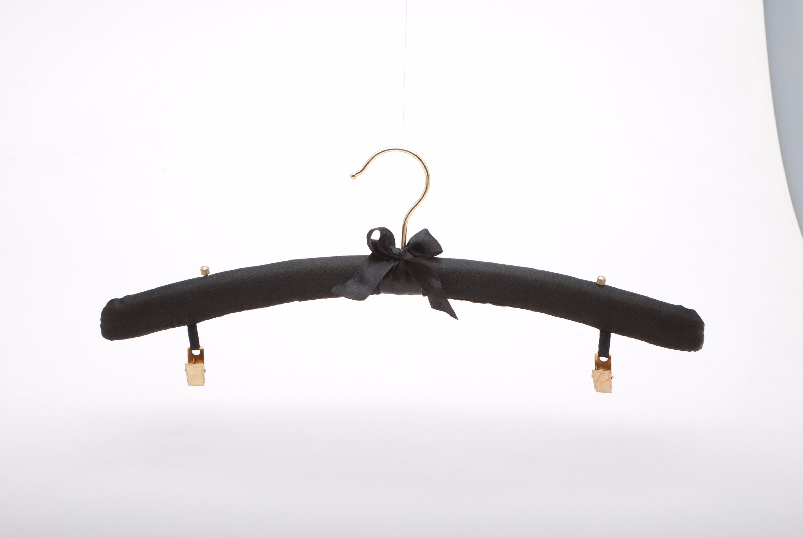 Yeelin Velvet Padded Hanger Garment Usage with Metal Clips
