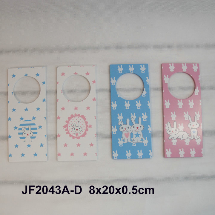 Wooden Door Hanger for Kids' Room Decoration
