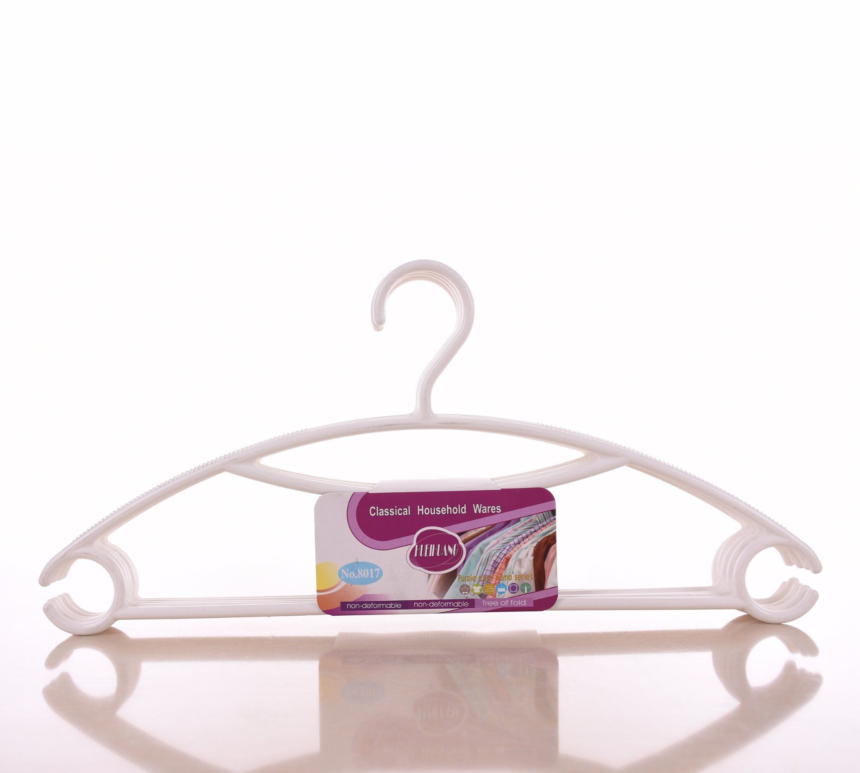 /proimages/2f0j00YTVRsWfzJbow/thin-pp-material-white-belt-garment-plastic-hanger.jpg