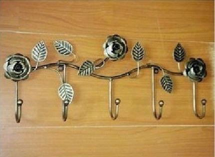 Archaistic Wall Hanger Hook with Rose Flower