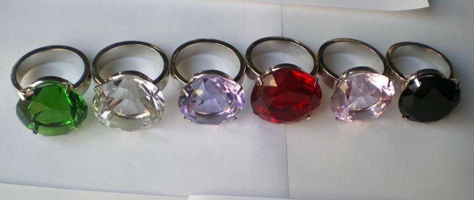 Crystal Diamond Napkin Ring Holder
