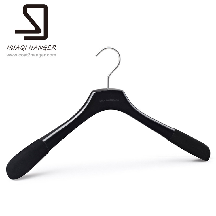 Wooden Hanger, Clothes Rack, Coat Hanger. Shirt Hanger
