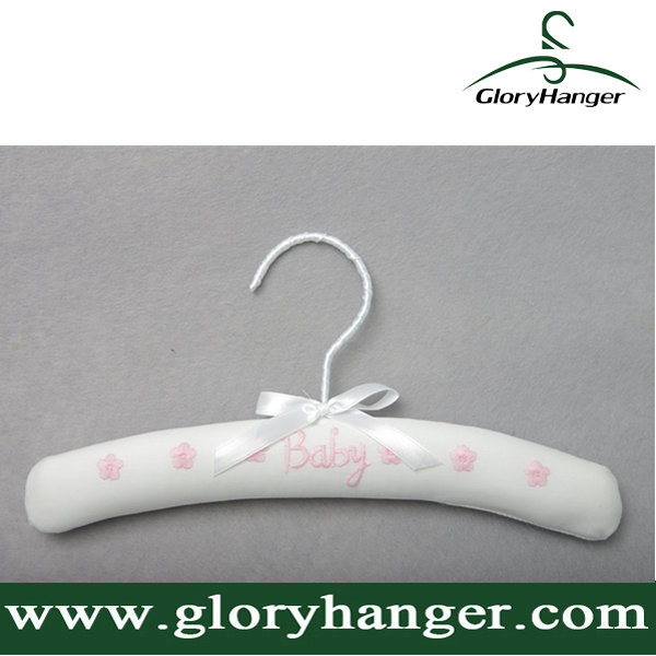 /proimages/2f0j00dOGasfqJpwoN/baby-clothes-hanger-satin-padded-hanger.jpg