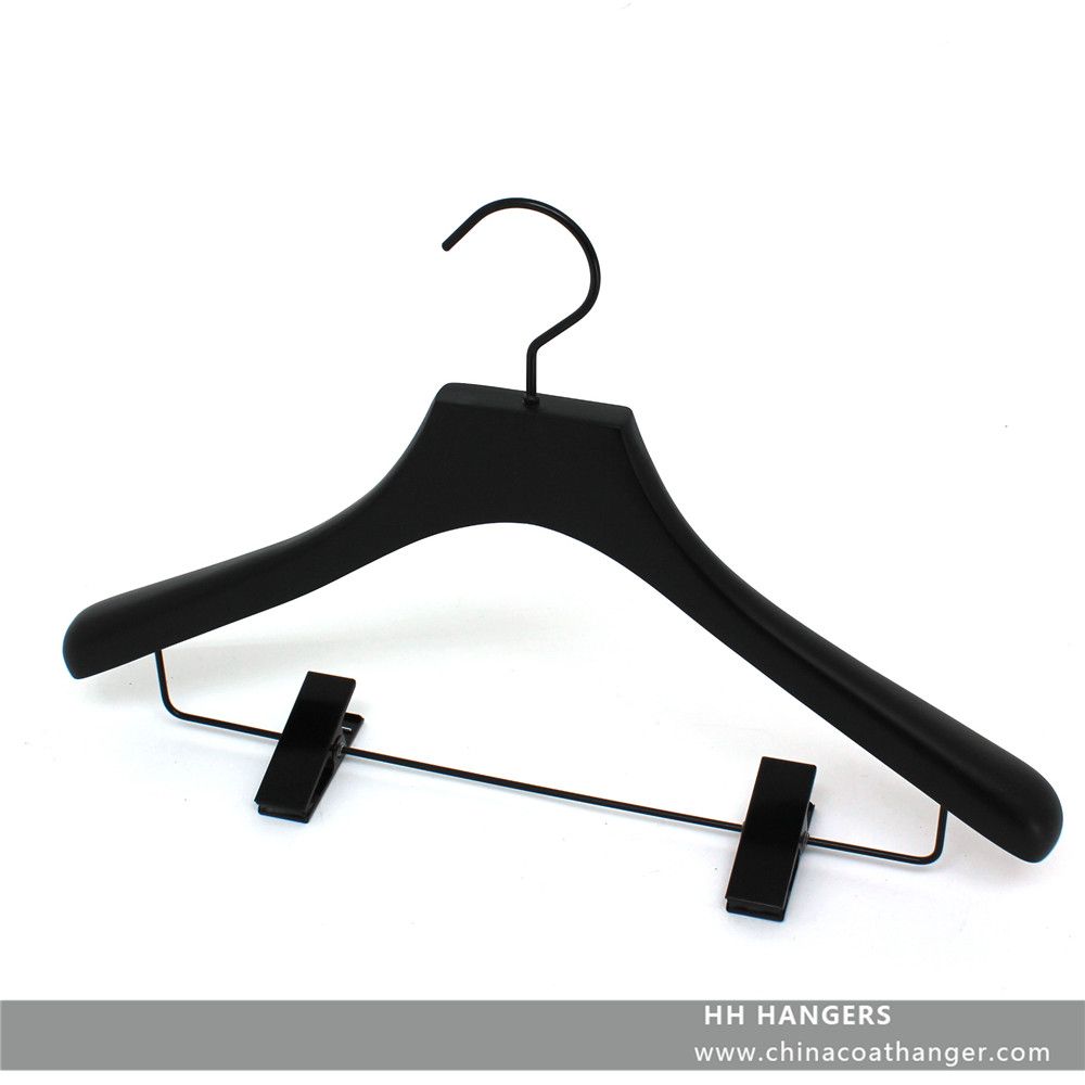 Black Wooden Suit Clothes Hanger for Closet Shop Display Clips Clothes Hanger for Suit Jacket