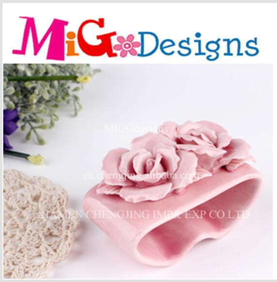 Porcelain Handmade Craft OEM Pink Flower Candle Holder