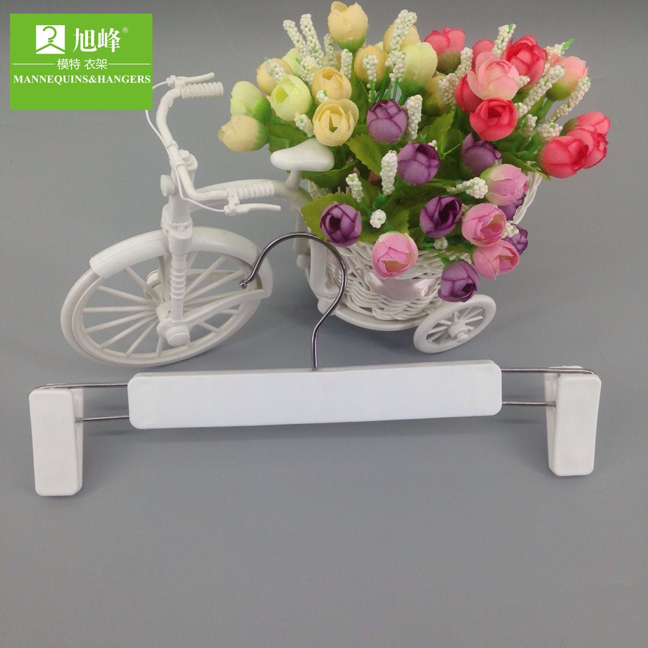 Wholesales Metal Hook Plastic Pant Clothes Hangers