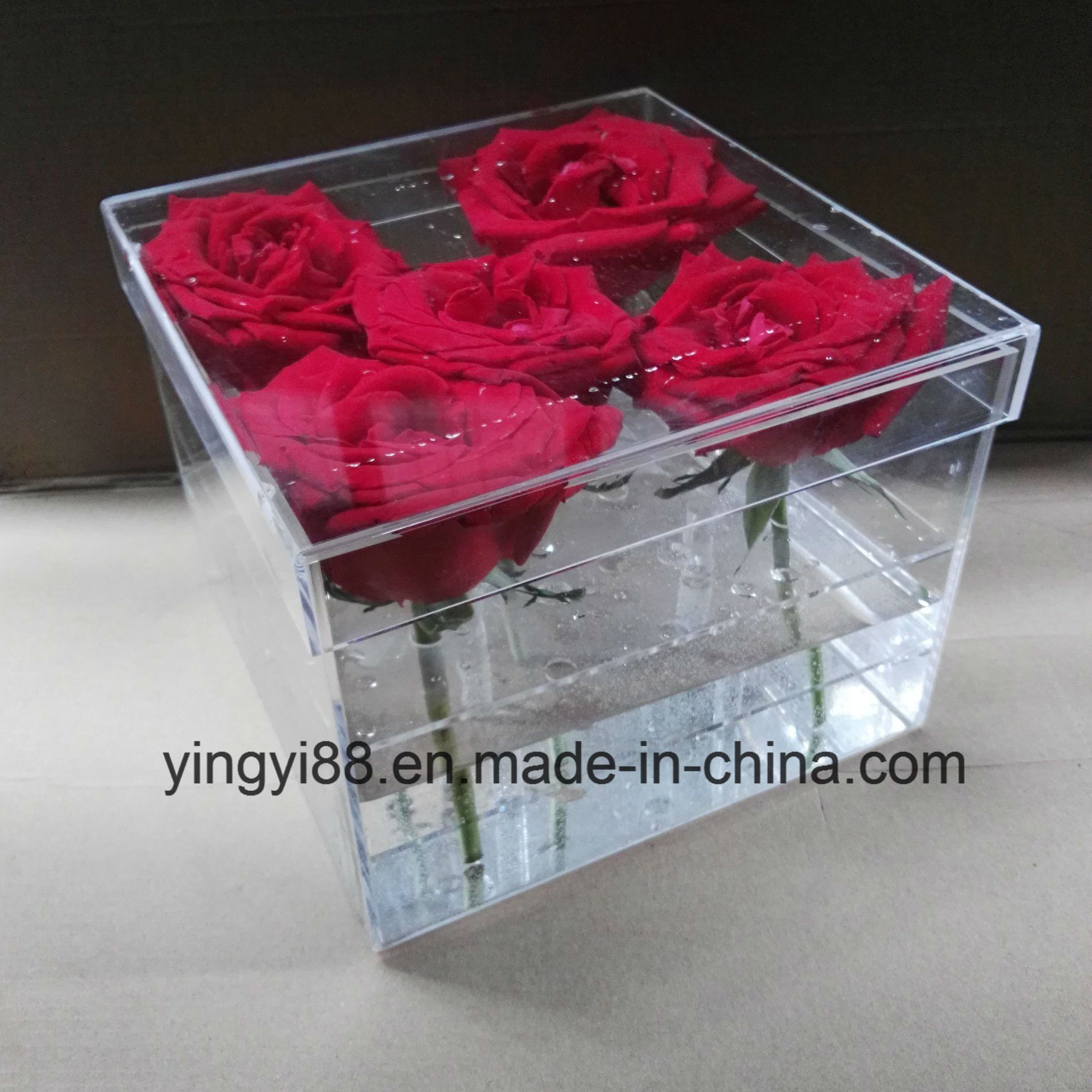 High Quality Acrylic Flower Box with Lid