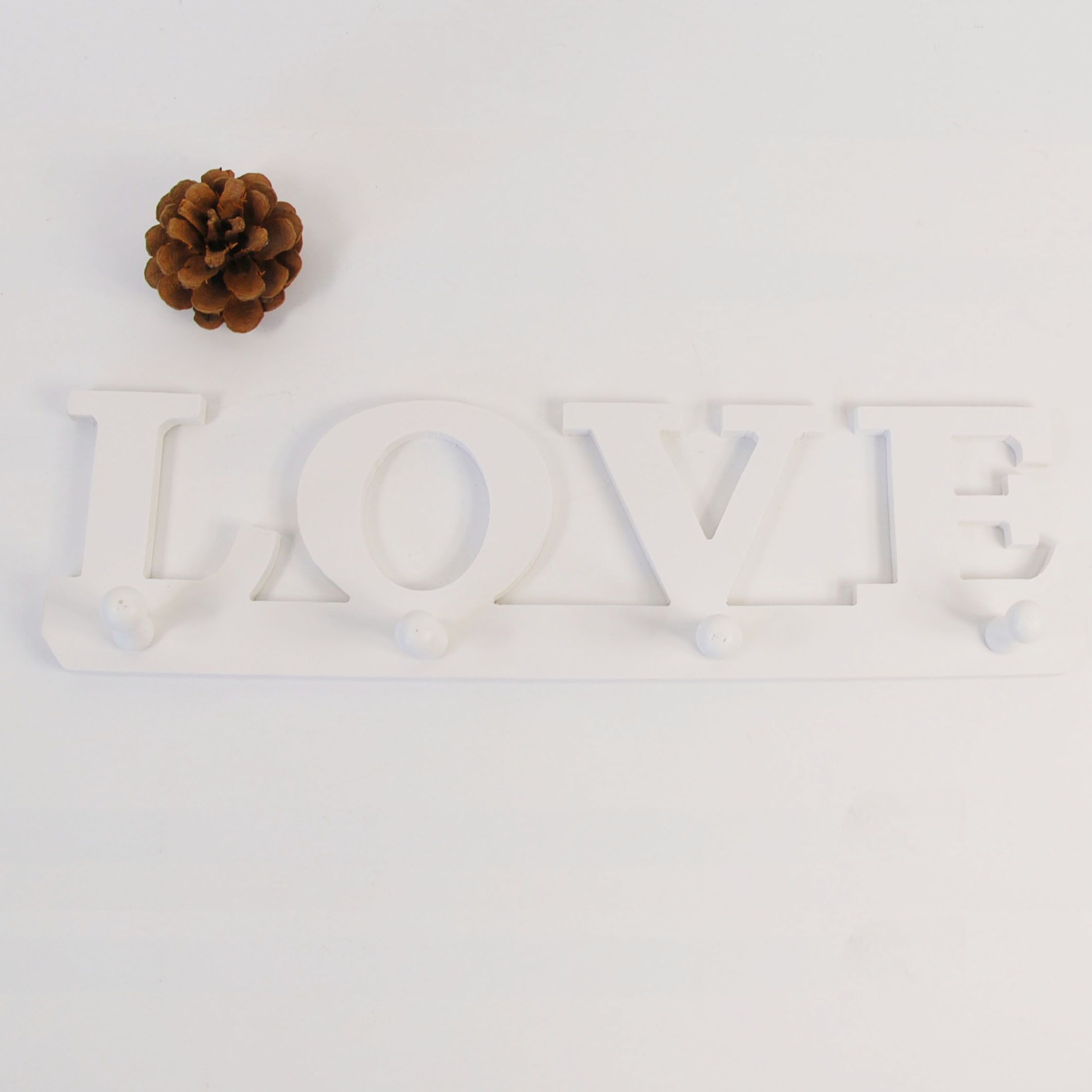 Hot Cheap Good Quality Wooden Plastic Love Coat Hanger