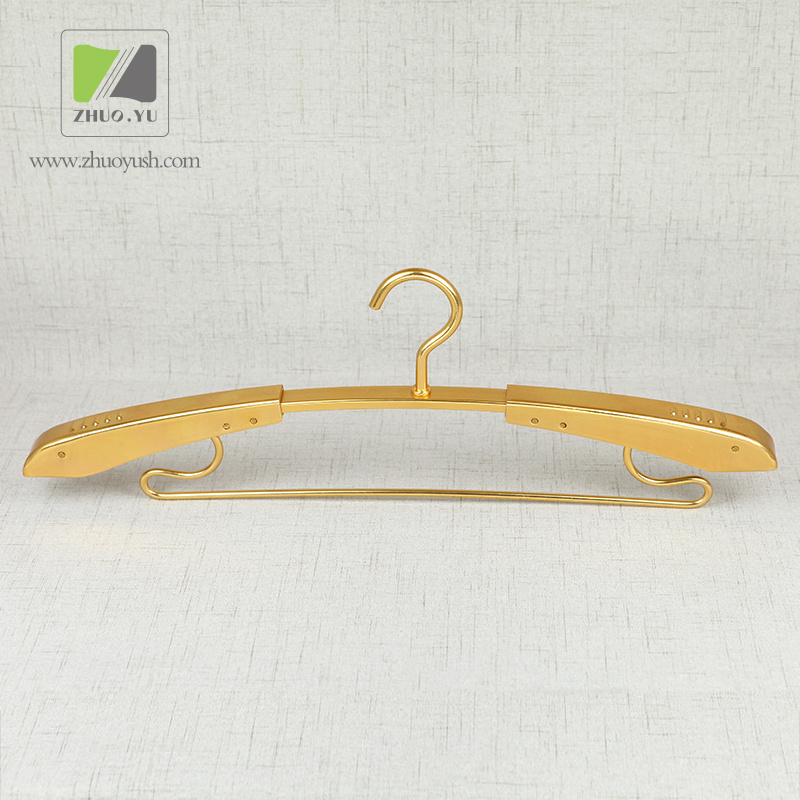 High-End Telescoping Aluminum Alloy Clothes Hanger
