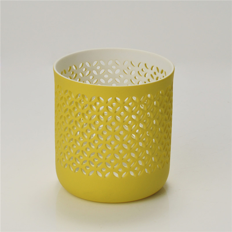 2016 New Pierced Ceramic Tea Light Candle Holder